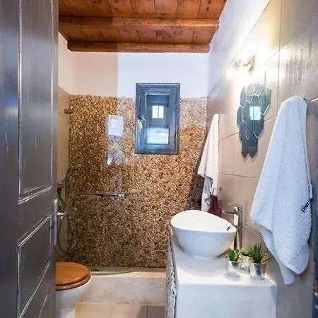 With Amazing Balcony View Of Mykonos * Agios Sostis (Mykonos)